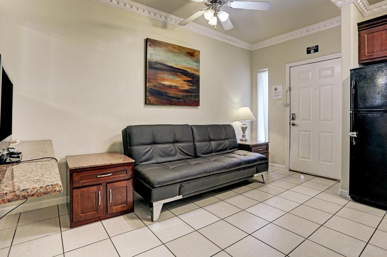 Villa Corporate 2 Bedroom Suite Furnished Condo Houston Eksteriør billede
